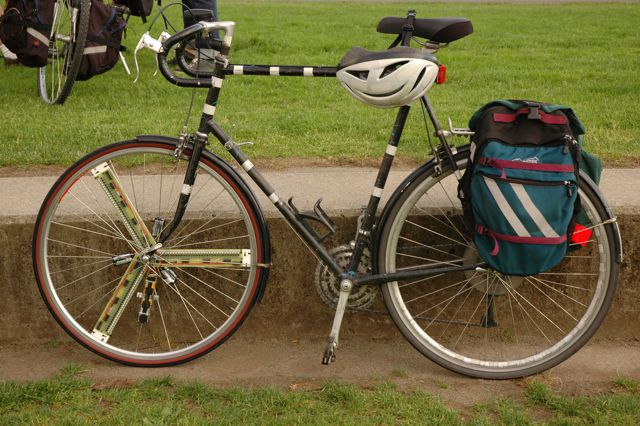 Bicycle with POV boards installed